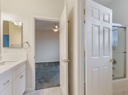 3361 Swallows Nest Ln, Sacramento, CA 95833 Photo