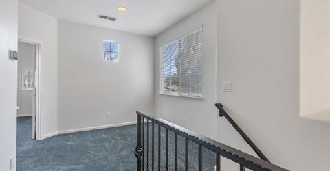 3361 Swallows Nest Ln, Sacramento, CA 95833 Photo