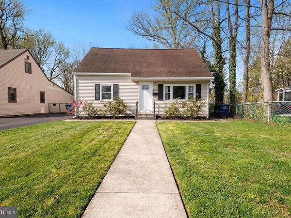 452 ELM AVENUE, MAPLE SHADE, NJ 08052