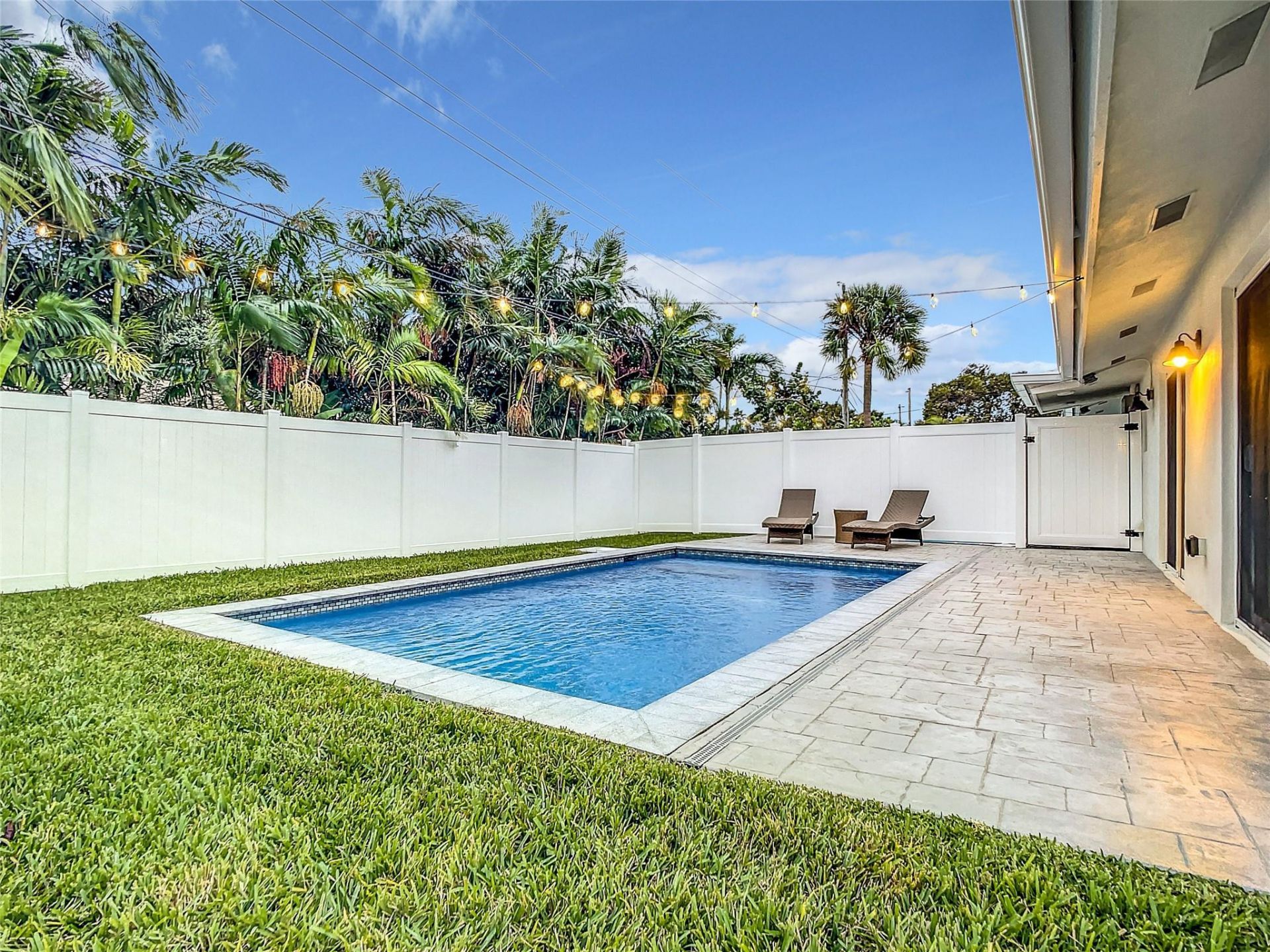 2100 NE 45th Street, Unit 1, Fort Lauderdale, FL 33308 Photo