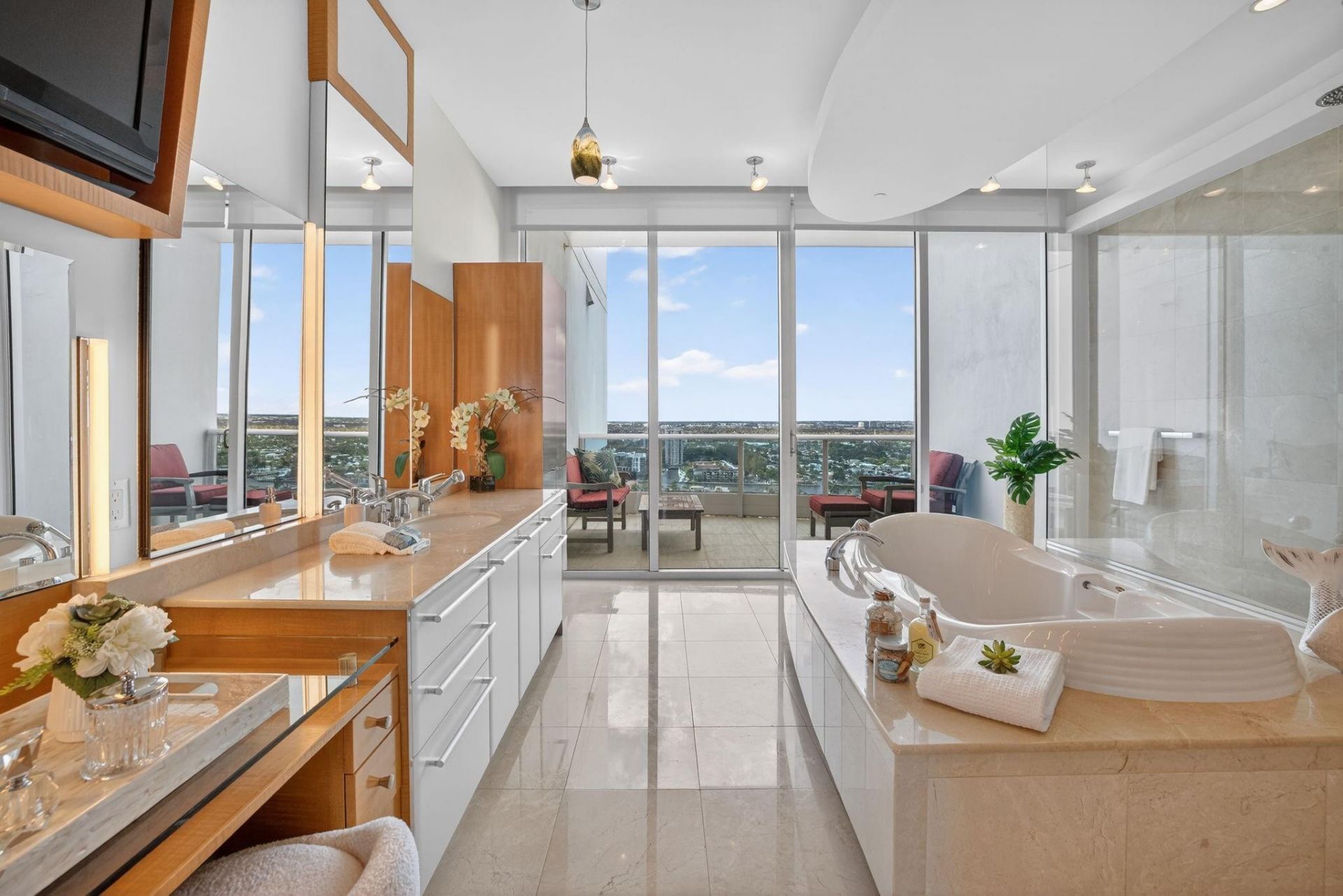 1600 S Ocean Blvd, Unit UPH01, Lauderdale by the Sea, FL 33062 Photo