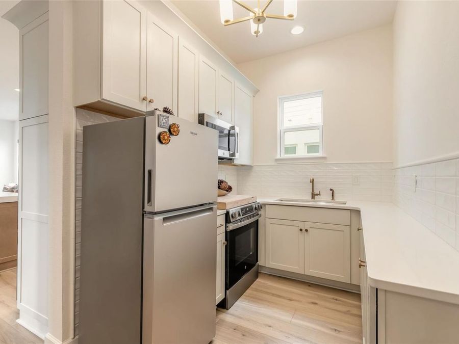 Property Image 64