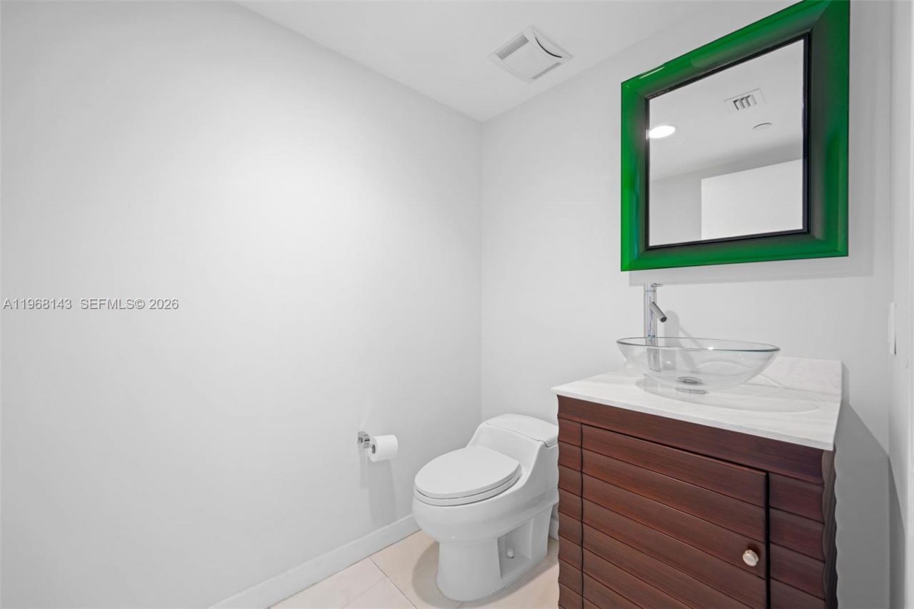 3301 NE 183, Unit 2209, Aventura, FL 33160 Photo