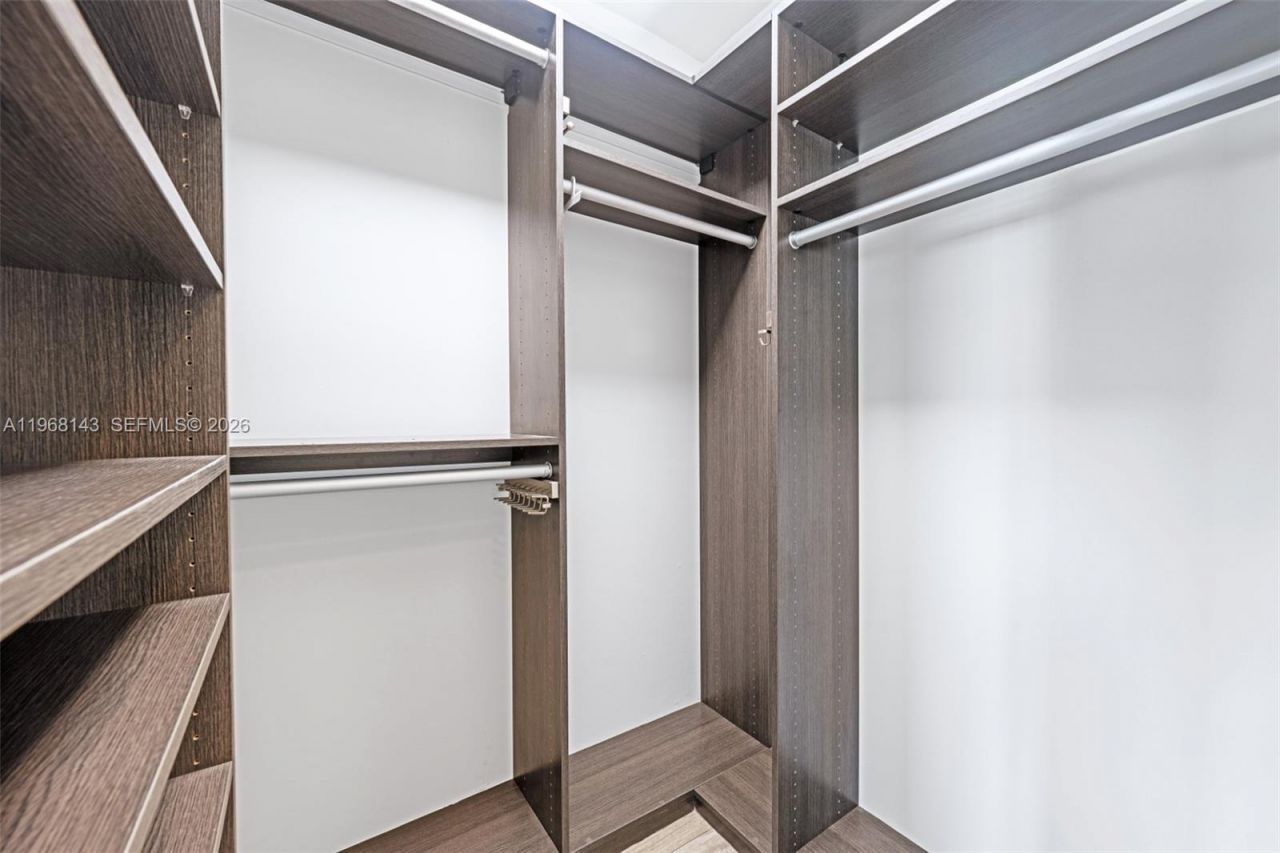 3301 NE 183, Unit 2209, Aventura, FL 33160 Photo