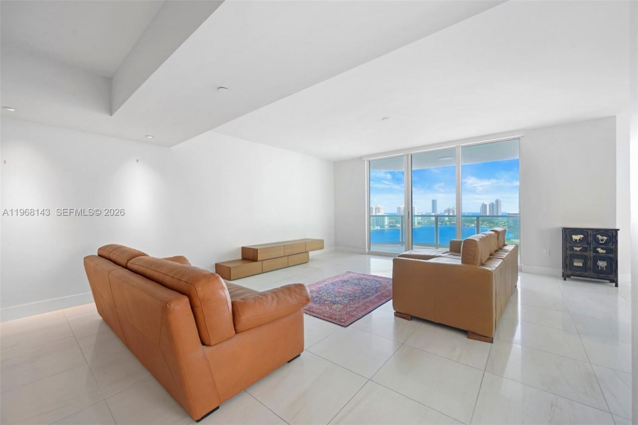 3301 NE 183 Street, Unit 2209, Aventura, FL 33160 Photo