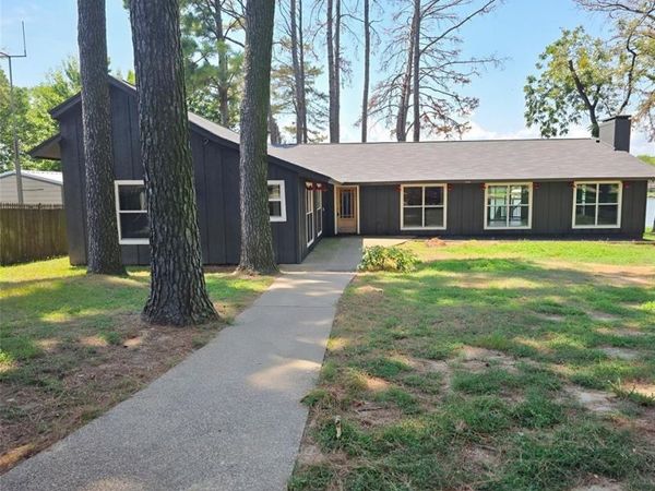 190 Thunderbird Drive, Mabank, TX 75156