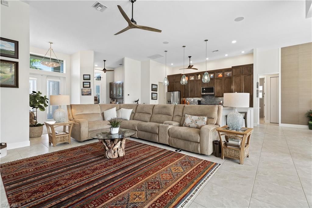 1914 SE 21st St, Cape Coral, FL 33990 Photo