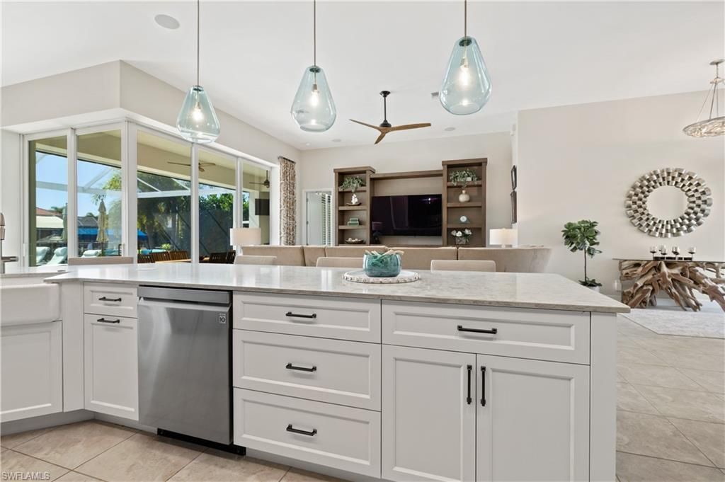 1914 SE 21st St, Cape Coral, FL 33990 Photo