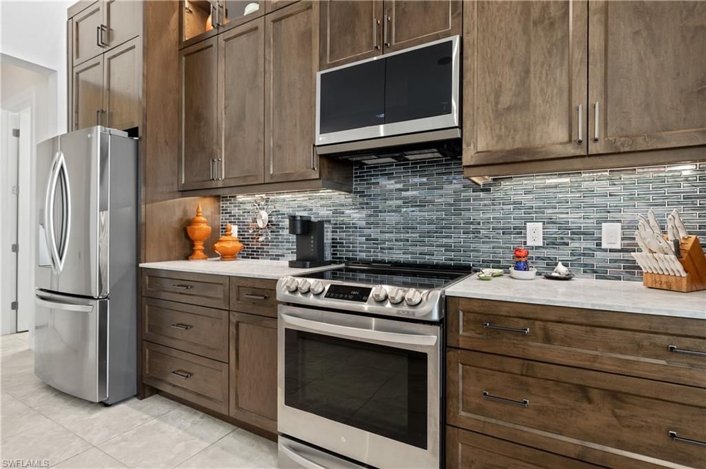 1914 SE 21st St, Cape Coral, FL 33990 Photo