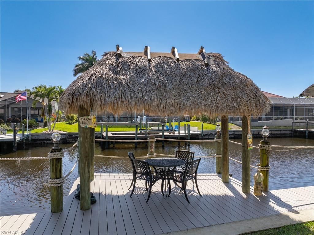 1914 SE 21st St, Cape Coral, FL 33990 Photo