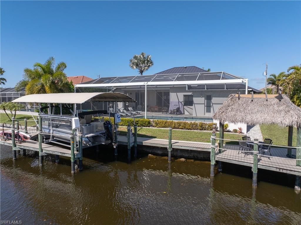 1914 SE 21st St, Cape Coral, FL 33990 Photo