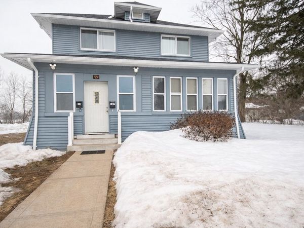 124 Walter St, Chicopee, MA 01013