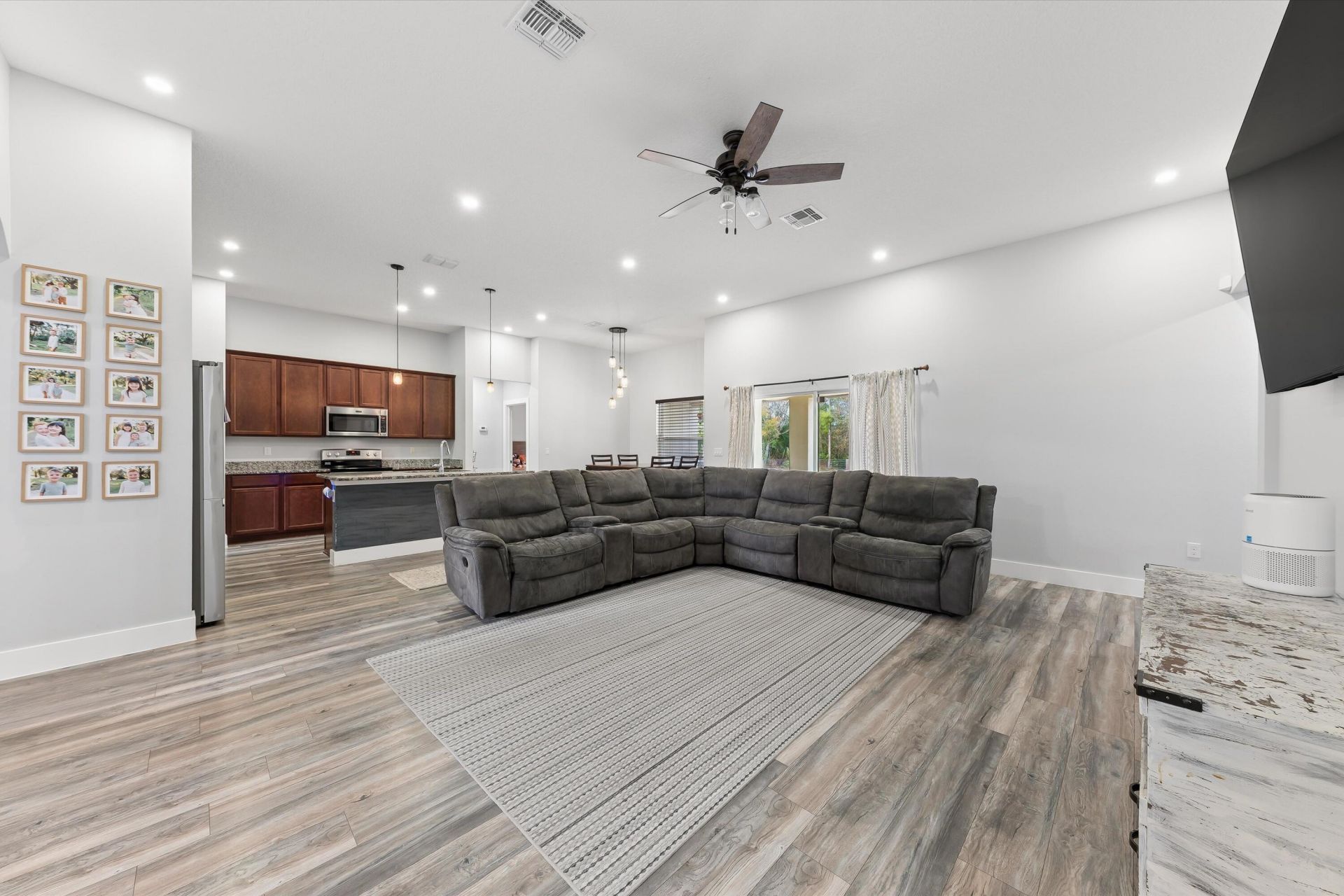 5244 NW E Piper Circle, Port Saint Lucie, FL 34986 Photo