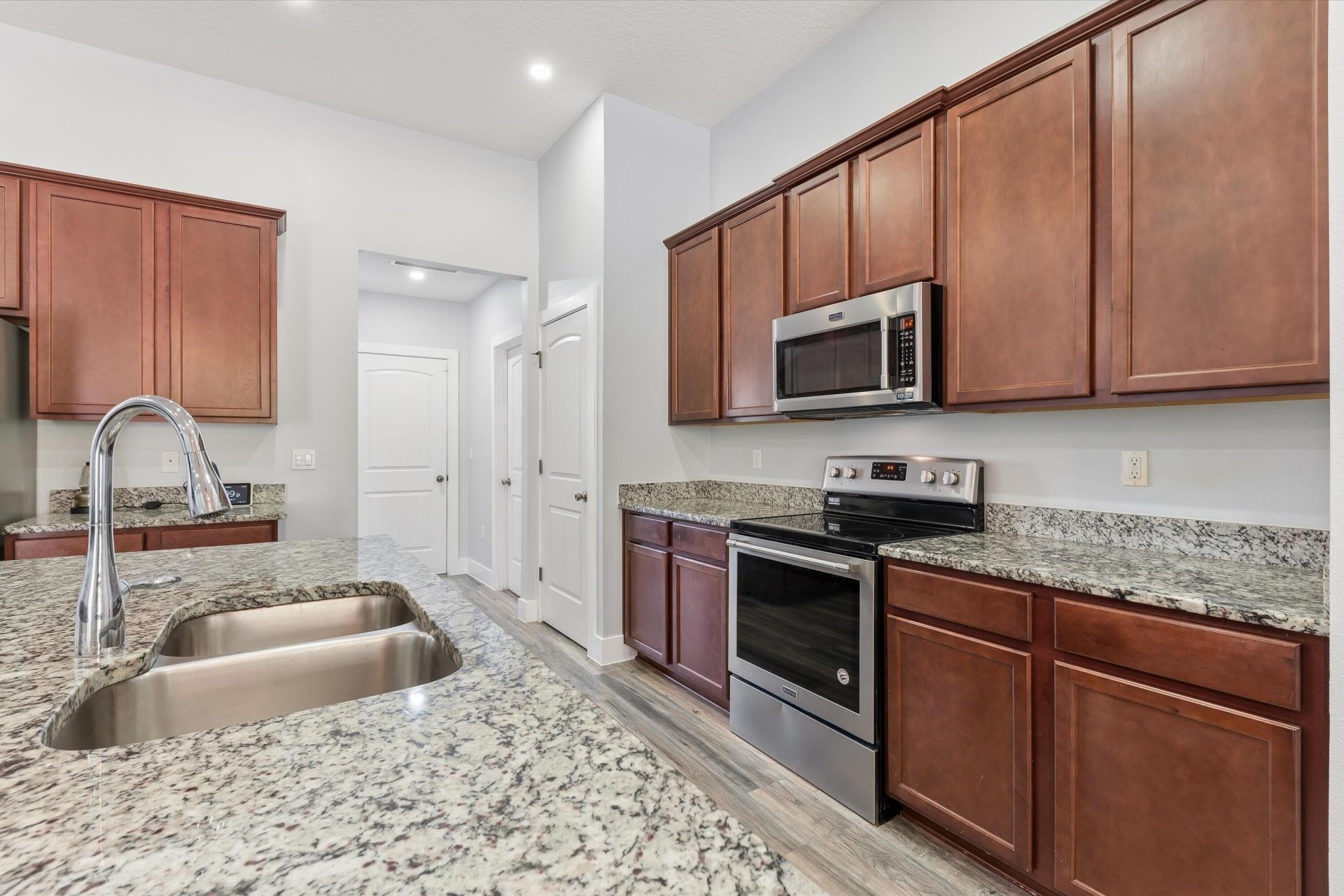 5244 NW E Piper Circle, Port Saint Lucie, FL 34986 Photo