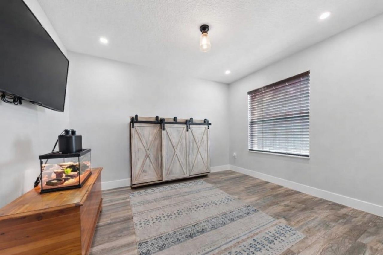 5244 NW E Piper Circle, Port Saint Lucie, FL 34986 Photo