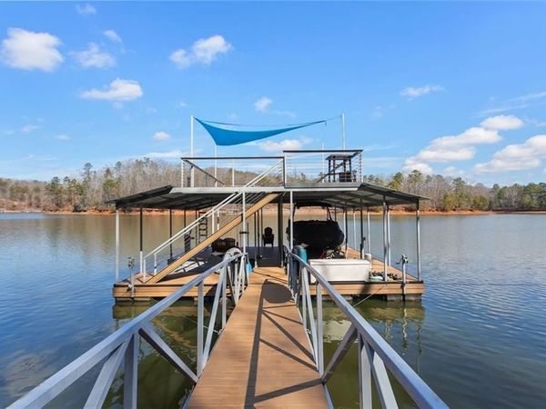 147 N Chestatee Point , Dawsonville, GA 30534