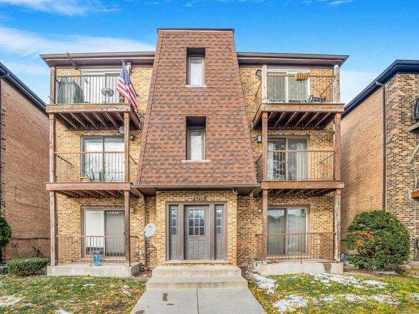 6728 W 64th Place, Unit 2B, Chicago, IL 60638