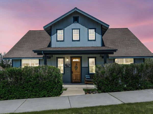 1082 SE Yarrow Avenue, Madras, OR 97741