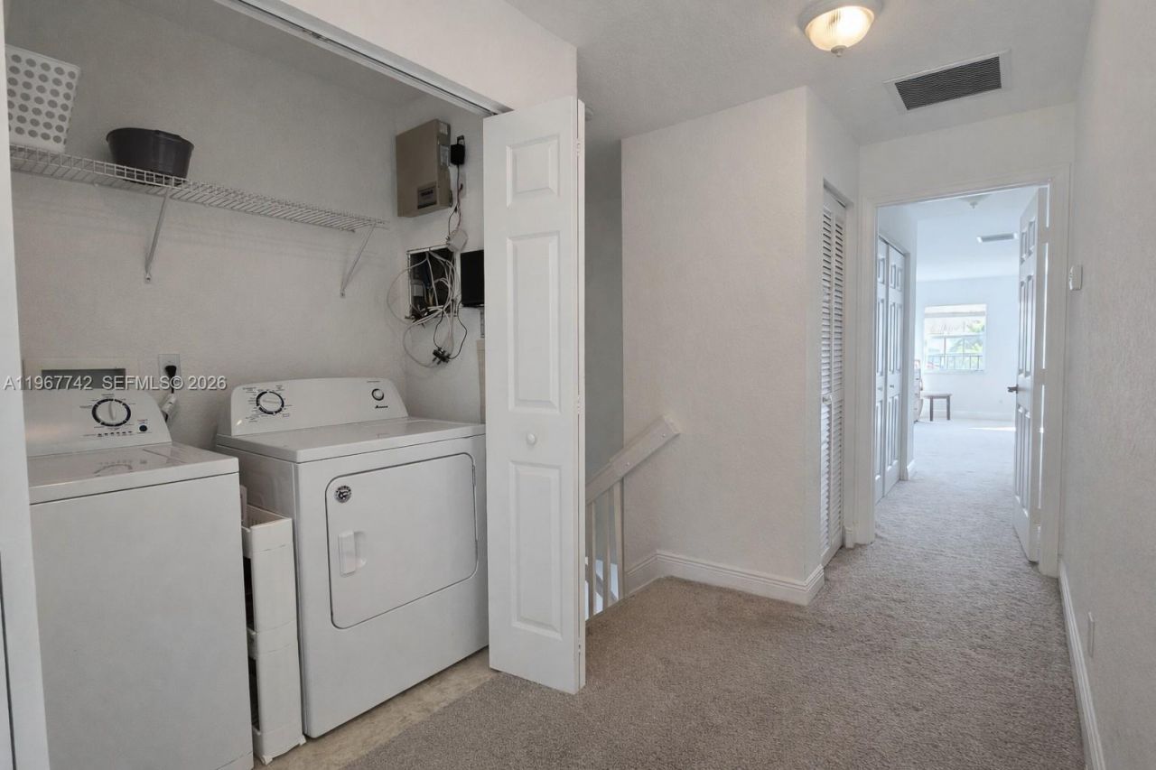 9741 Darlington Pl, Cooper City, FL 33328 Photo