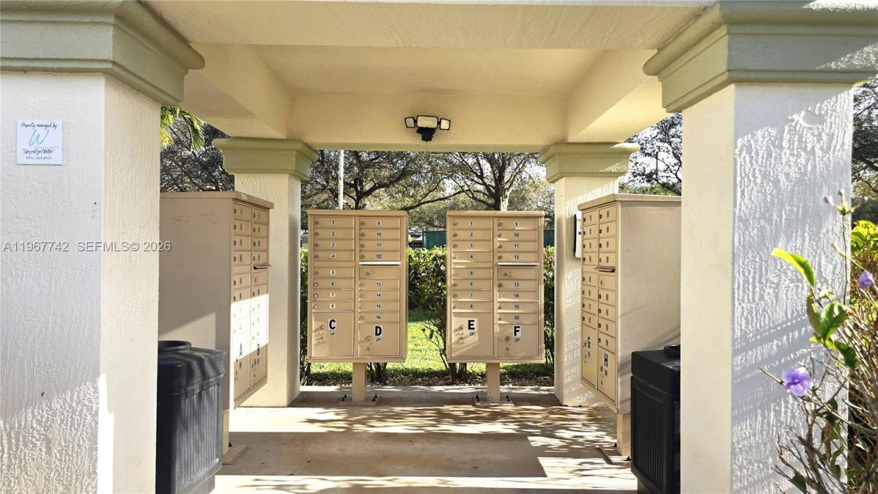 9741 Darlington Pl, Cooper City, FL 33328 Photo