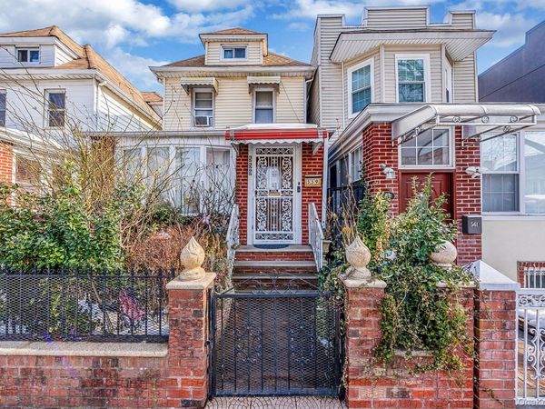 559 E 28th Street, Brooklyn, NY 11210