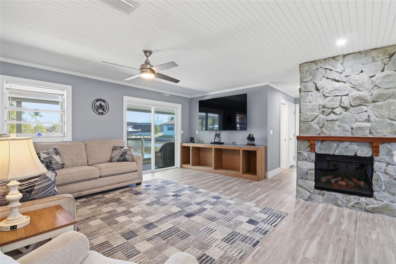 2740 Sanibel Boulevard, Saint James City, FL 33956 Photo