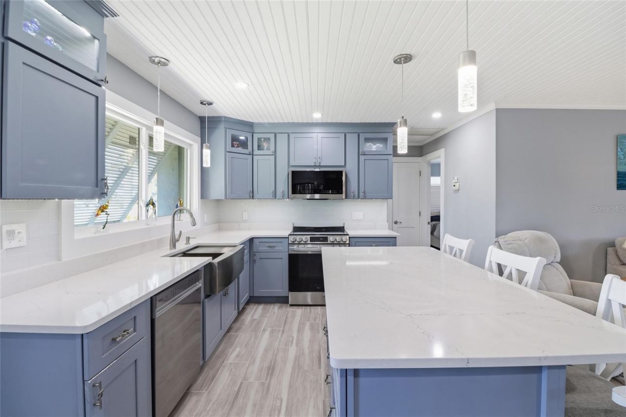 2740 Sanibel Boulevard, Saint James City, FL 33956 Photo