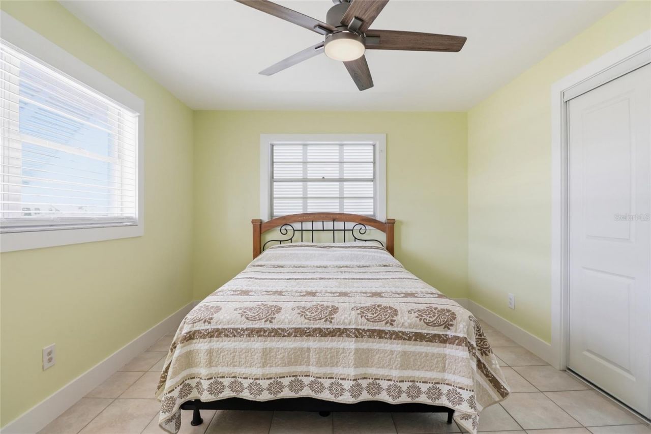 2740 Sanibel Boulevard, Saint James City, FL 33956 Photo