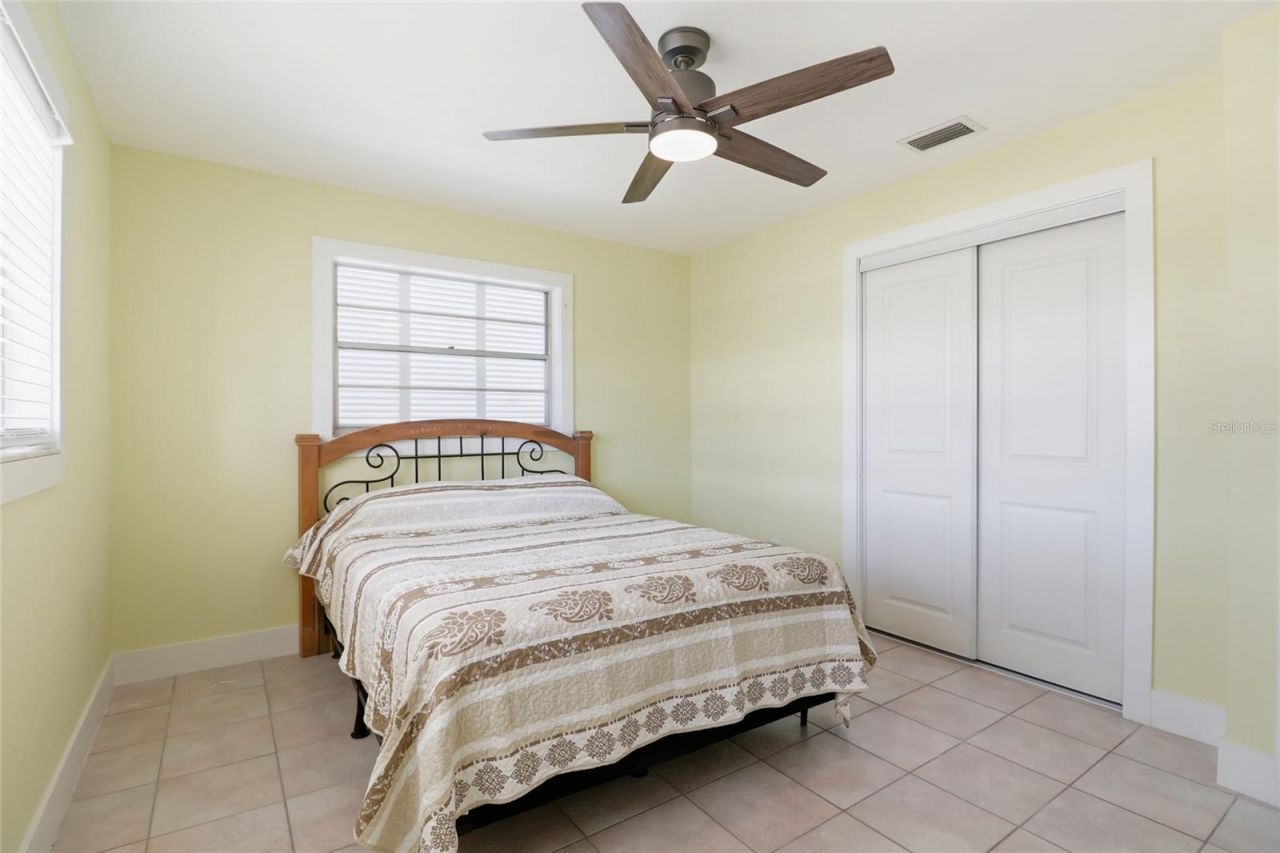 2740 Sanibel Boulevard, Saint James City, FL 33956 Photo