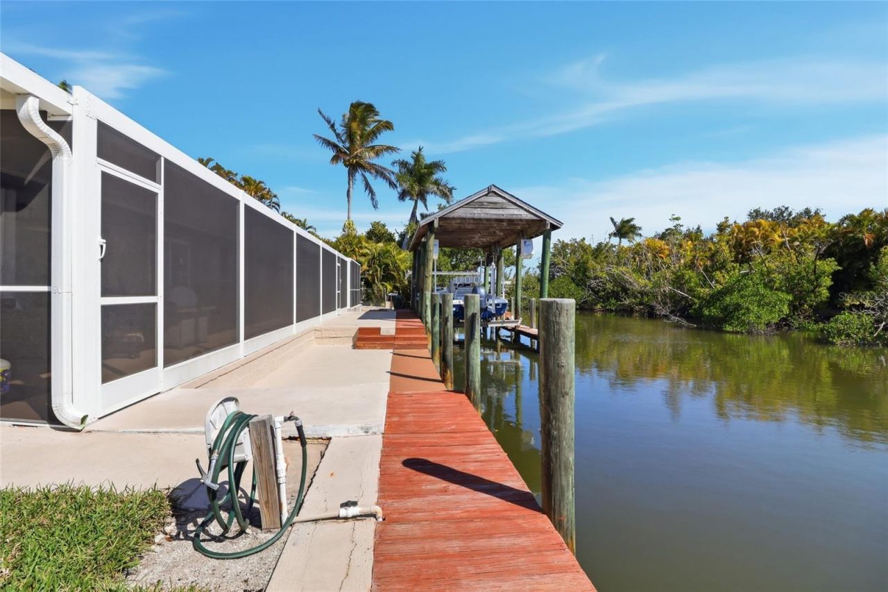 2740 Sanibel Boulevard, Saint James City, FL 33956 Photo