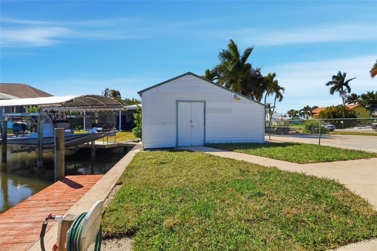 2740 Sanibel Boulevard, Saint James City, FL 33956 Photo