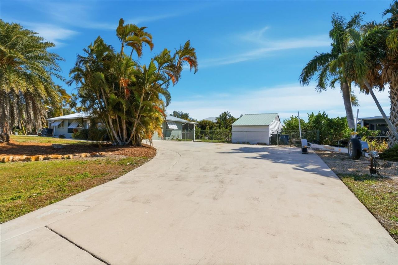 2740 Sanibel Boulevard, Saint James City, FL 33956 Photo