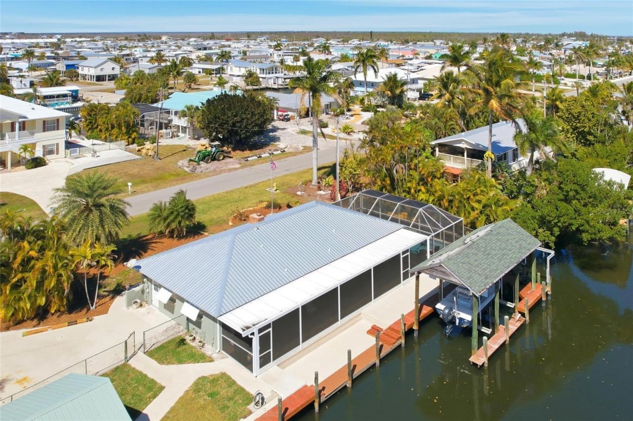 2740 Sanibel Boulevard, Saint James City, FL 33956 Photo