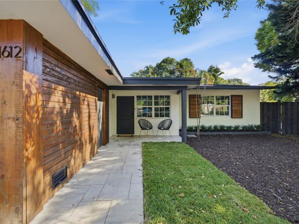 1612 SW 12th Ct, Fort Lauderdale, FL 33312