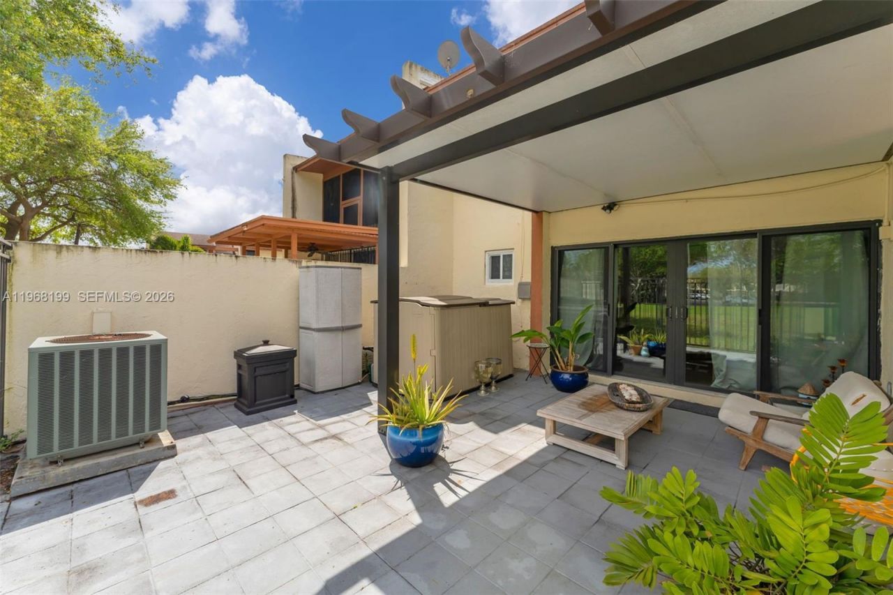 7825 SW 103rd Pl , Unit 7825, Miami, FL 33173 Photo