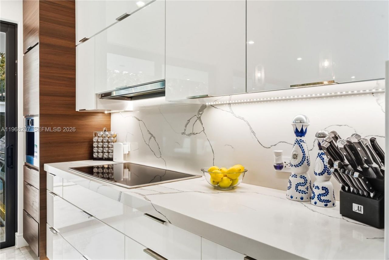 400 NW 24th St, Wilton Manors, FL 33311 Photo