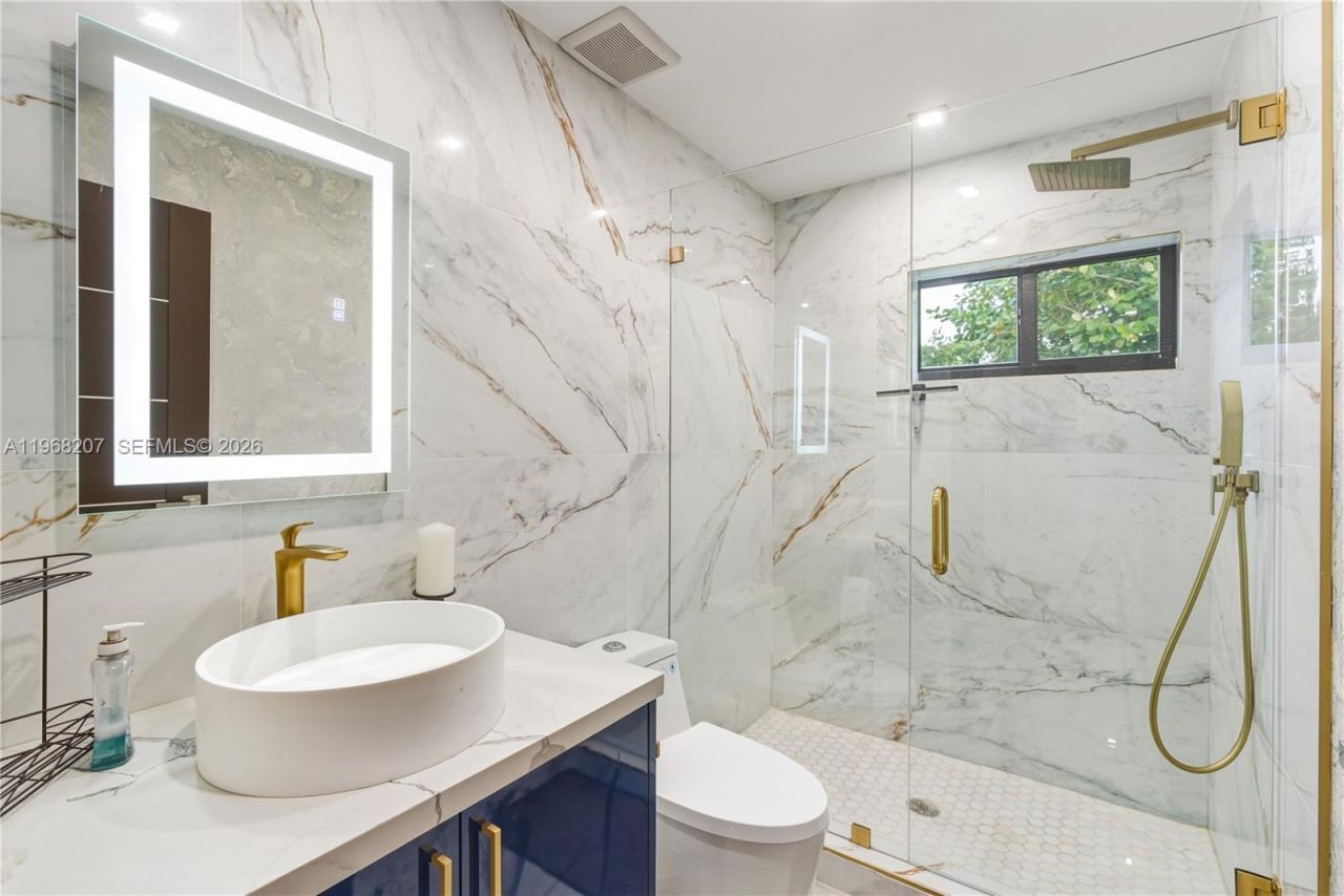 400 NW 24th St, Wilton Manors, FL 33311 Photo