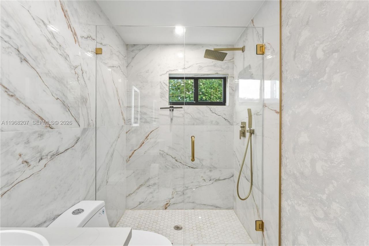 400 NW 24th St, Wilton Manors, FL 33311 Photo