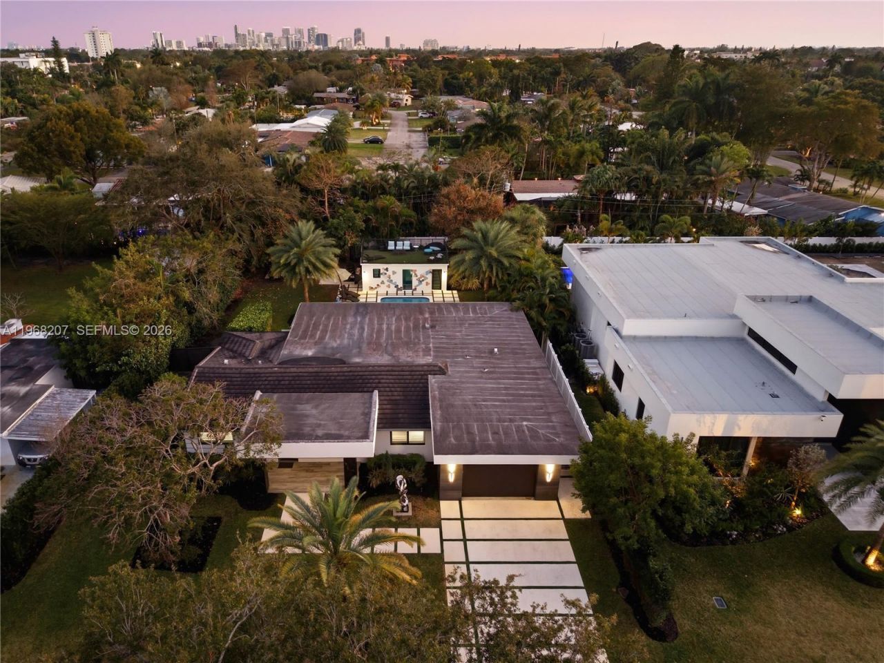 400 NW 24th St, Wilton Manors, FL 33311 Photo