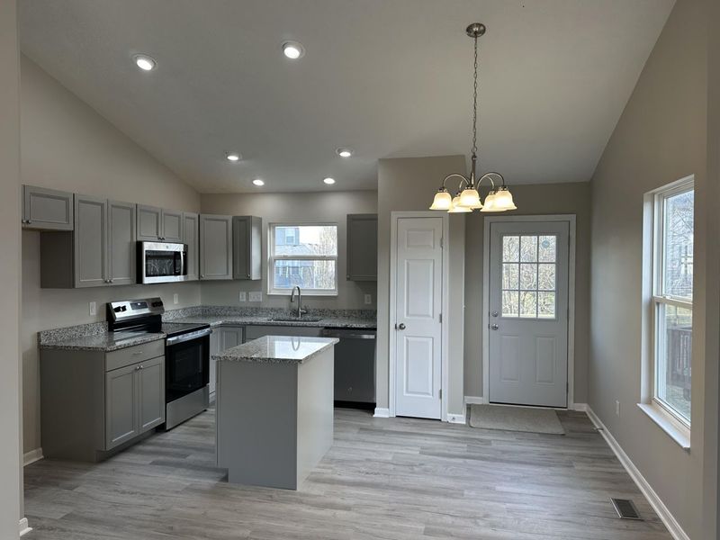 7681 Falls Creek Way, Burlington, KY 41005 Photo 3