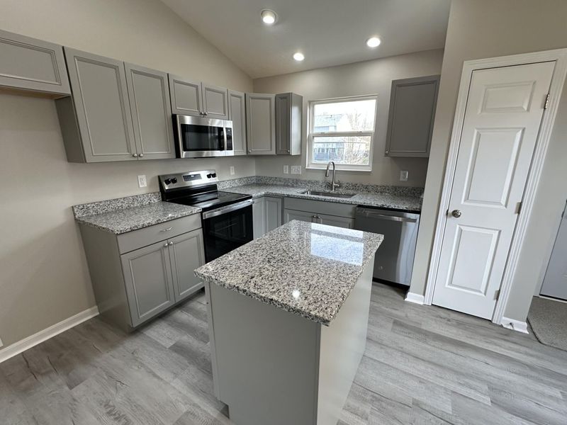 7681 Falls Creek Way, Burlington, KY 41005 Photo 4