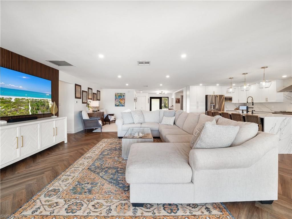 6610 Joanna Cir, Fort Myers, FL 33919 Photo