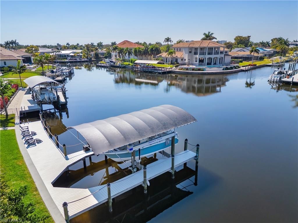 6610 Joanna Cir, Fort Myers, FL 33919 Photo