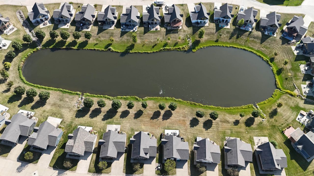 290 240th Avenue, Unit #4, Arnolds Park, IA 51331 Main Photo