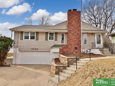 4926 S 50 Street, Omaha, NE 68117