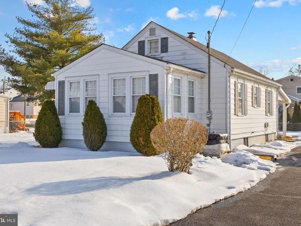 187 BERG, HAMILTON, NJ 08610