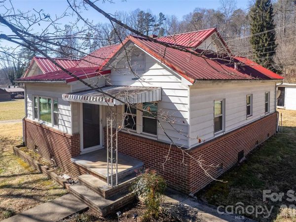 289 Fisher Creek Road, Sylva, NC 28779