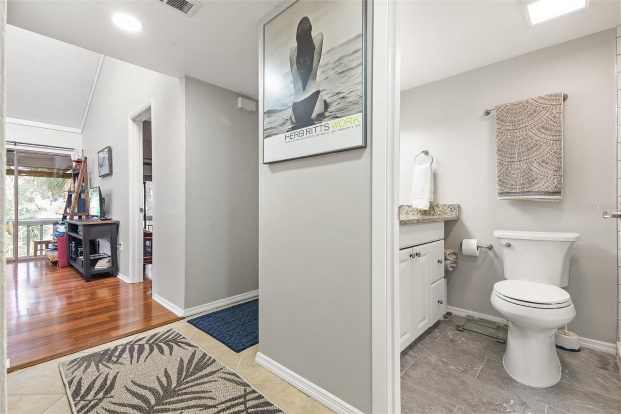 2224 Bahia Vista Street, Unit E6, Sarasota, FL 34239 Photo