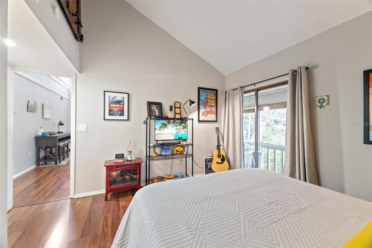 2224 Bahia Vista Street, Unit E6, Sarasota, FL 34239 Photo