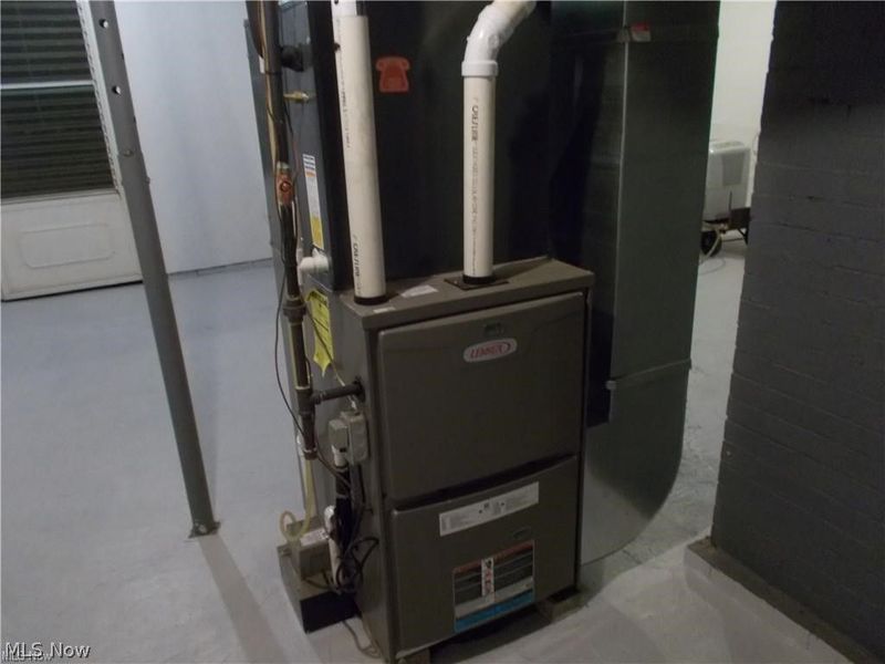 103 W Main Street, West Lafayette, OH 43845 Photo 13